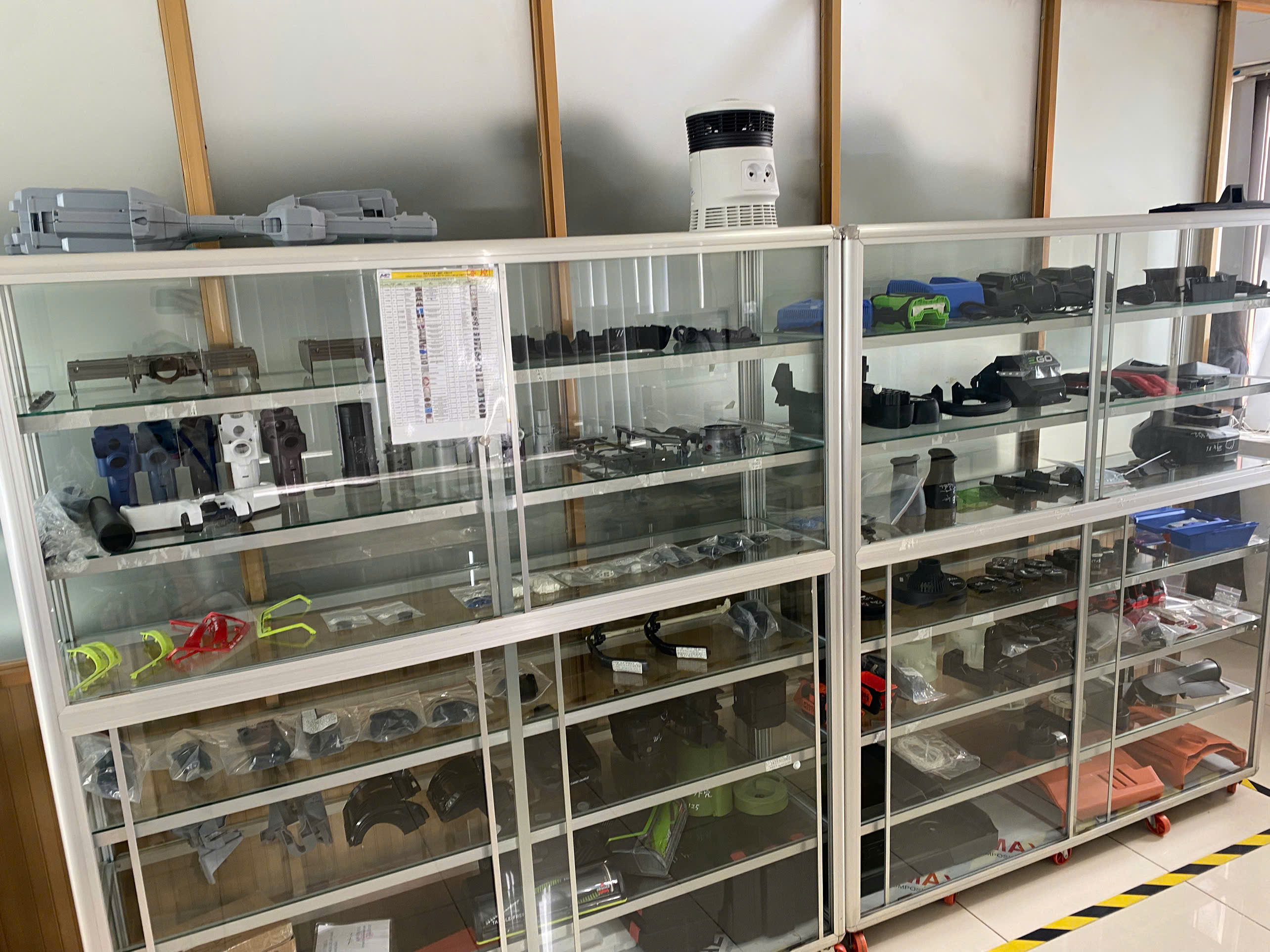 Sample display rack 1.jpg
